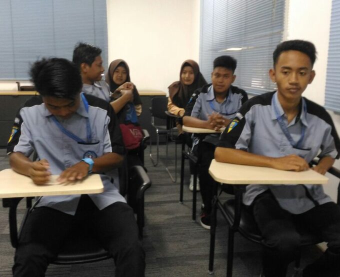 Pembekalan Magang dan Prakerin di PT.Mitsuba Indonesia