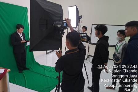 Pelatihan Shooting Video